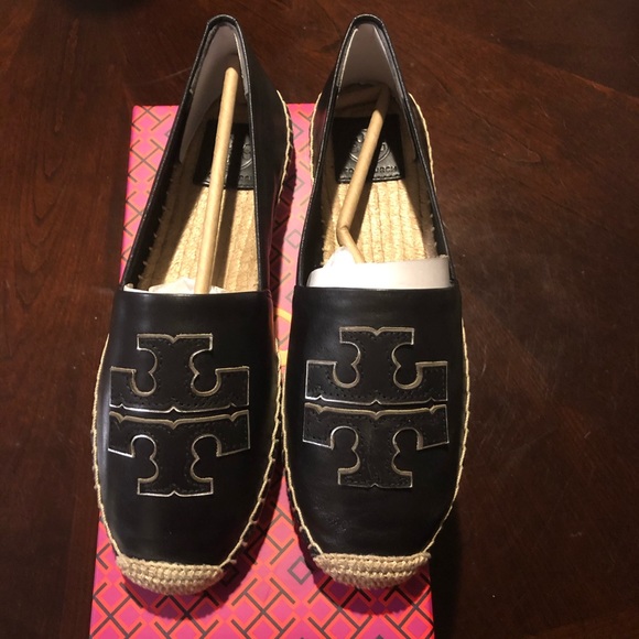 Tory Burch Shoes - Tory Burch ines logo espadrille